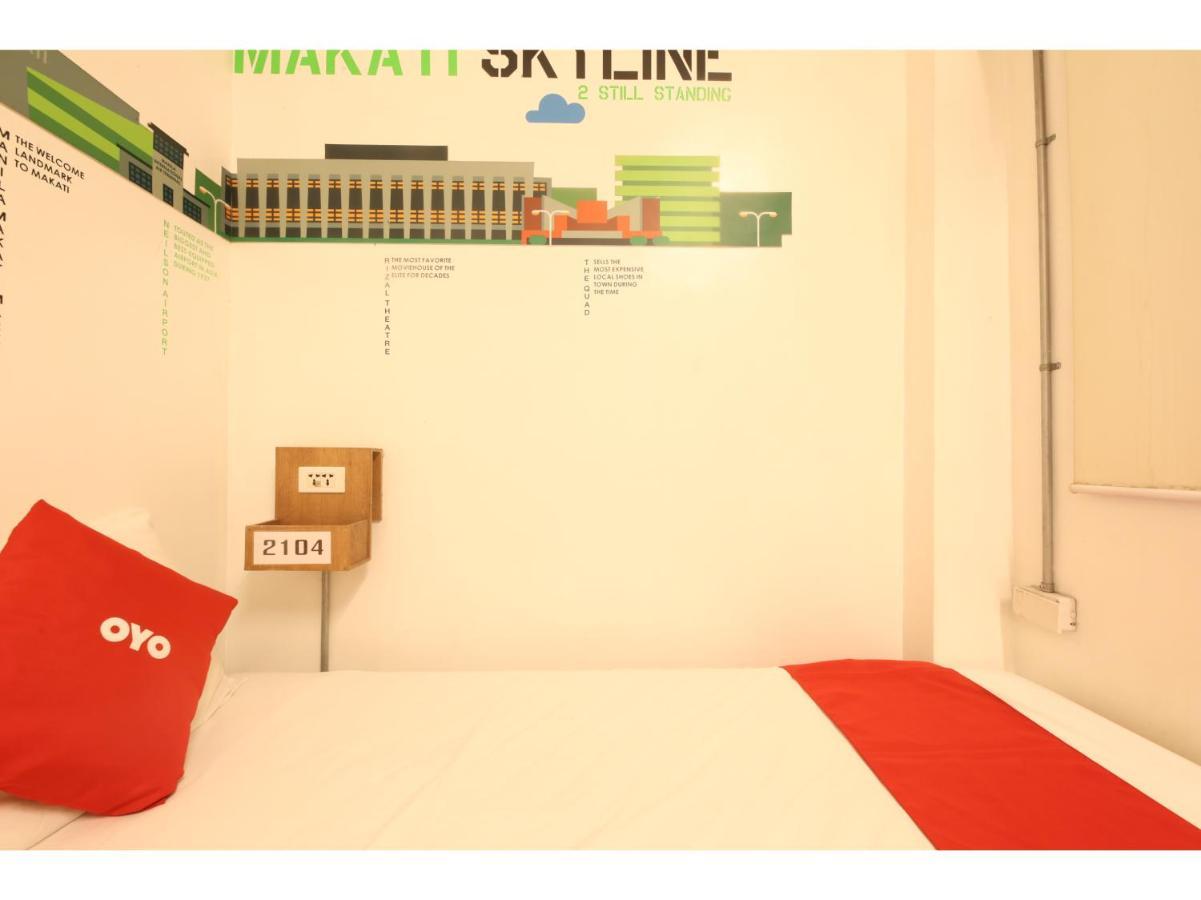 Oyo 866 Junction Hostels Manila Bagian luar foto